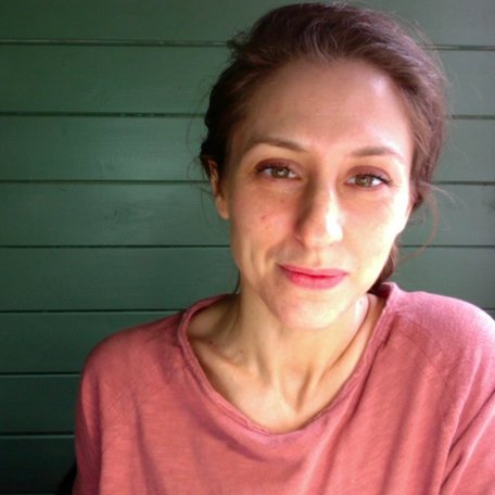 Dr Lynn Tandler
