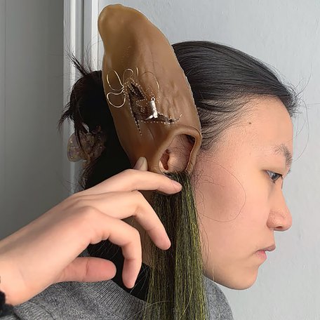 yajie liang2.jpg